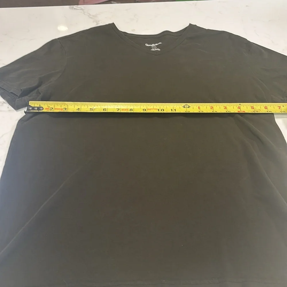 Goodfellow & Co Black Tee and Airwalk Camo Shorts Set - Picture 4 of 7